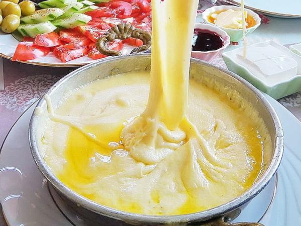طرز تهیه کاچی کویماک ترکیه ای (موهلاما) ، یک کاچی ترکی پنیری! طرز تهیه کاچی کویماک ترکیه ای (موهلاما) ، یک کاچی ترکی پنیری!